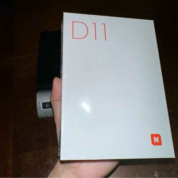 Label Maker Machine D11 Label Printer Tape Included Portable Wireless Connection - Picture 5 of 13